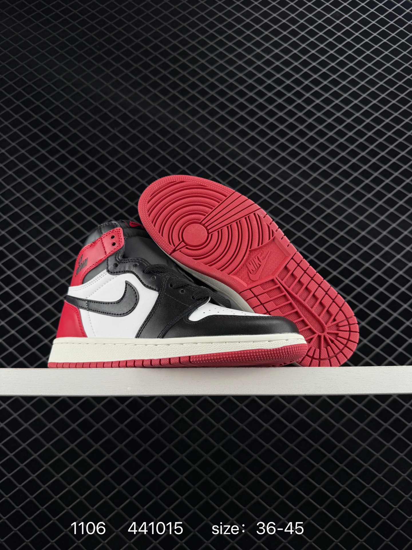 NIKE Air Jordan 1 Retro Mid AJ1